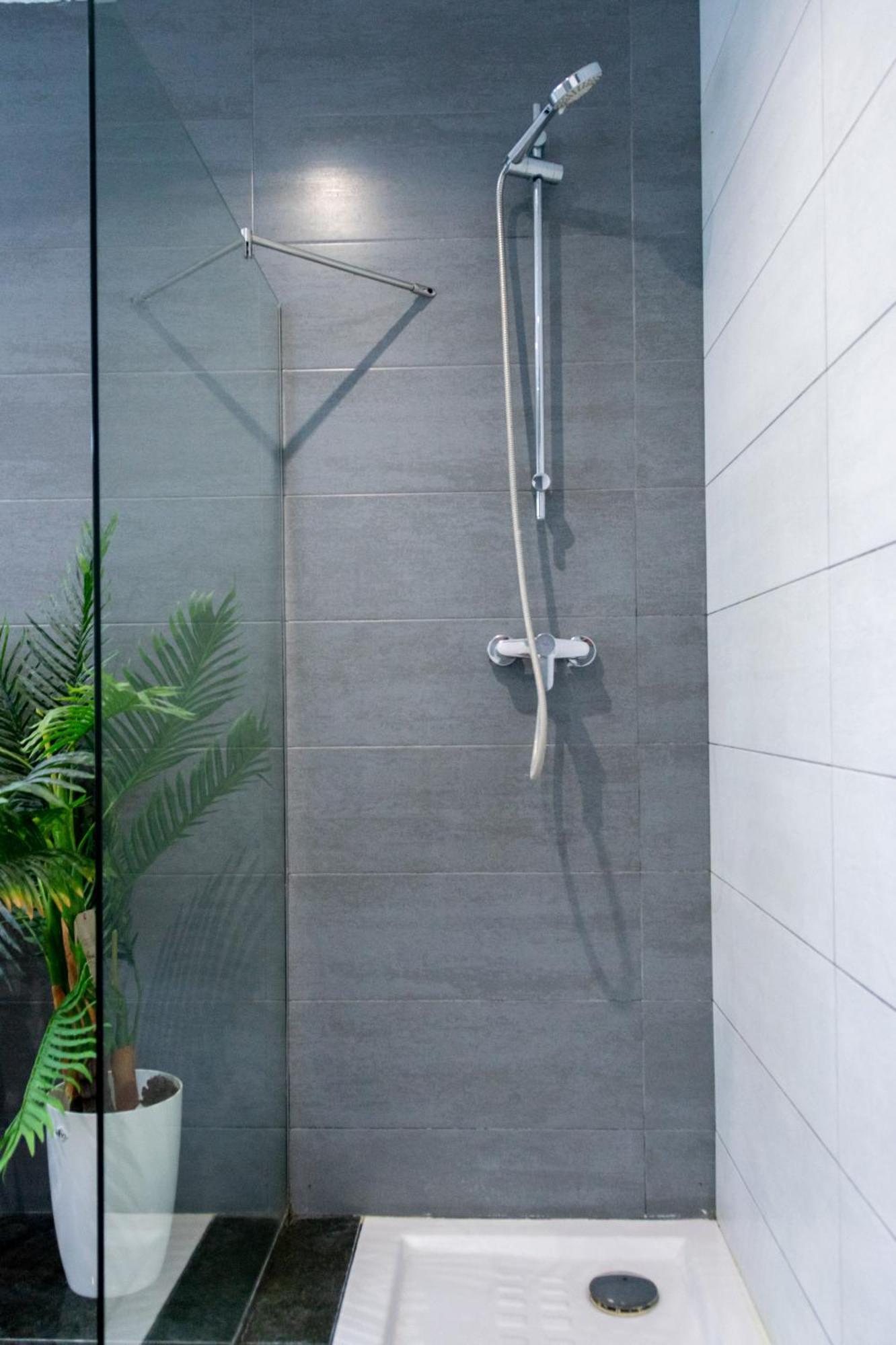 Luxurious Villa Marly II 卡斯特尔德费尔斯 外观 照片