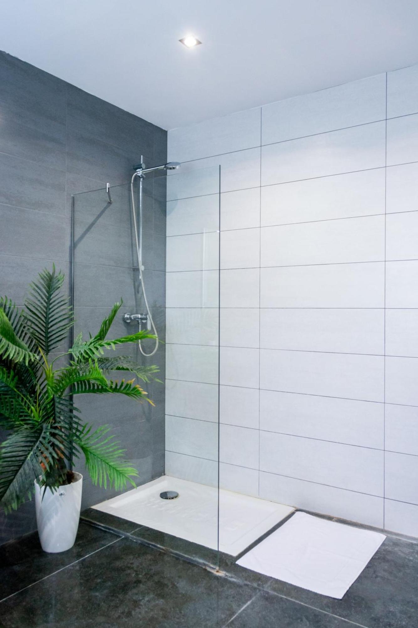 Luxurious Villa Marly II 卡斯特尔德费尔斯 外观 照片